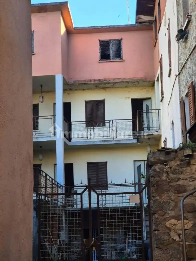 Casa indipendente in vendita a Berzo Inferiore