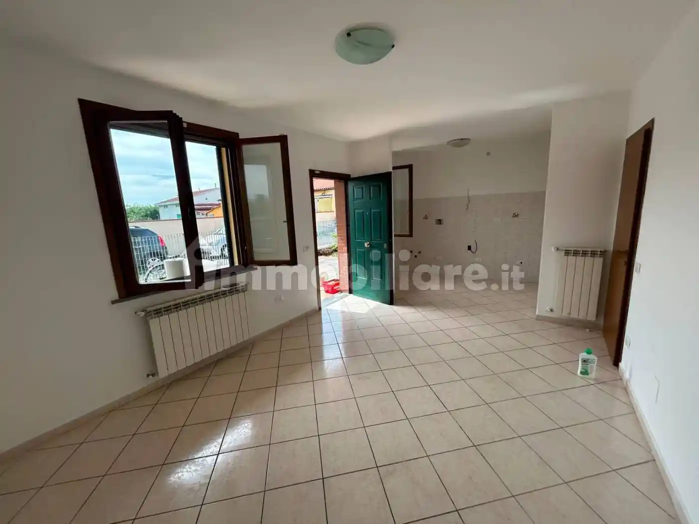 Appartamento in affitto a Cascina