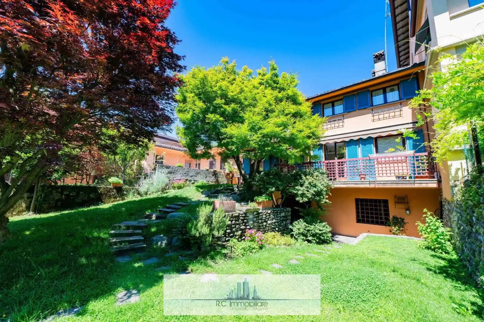 Villa in vendita a Albino