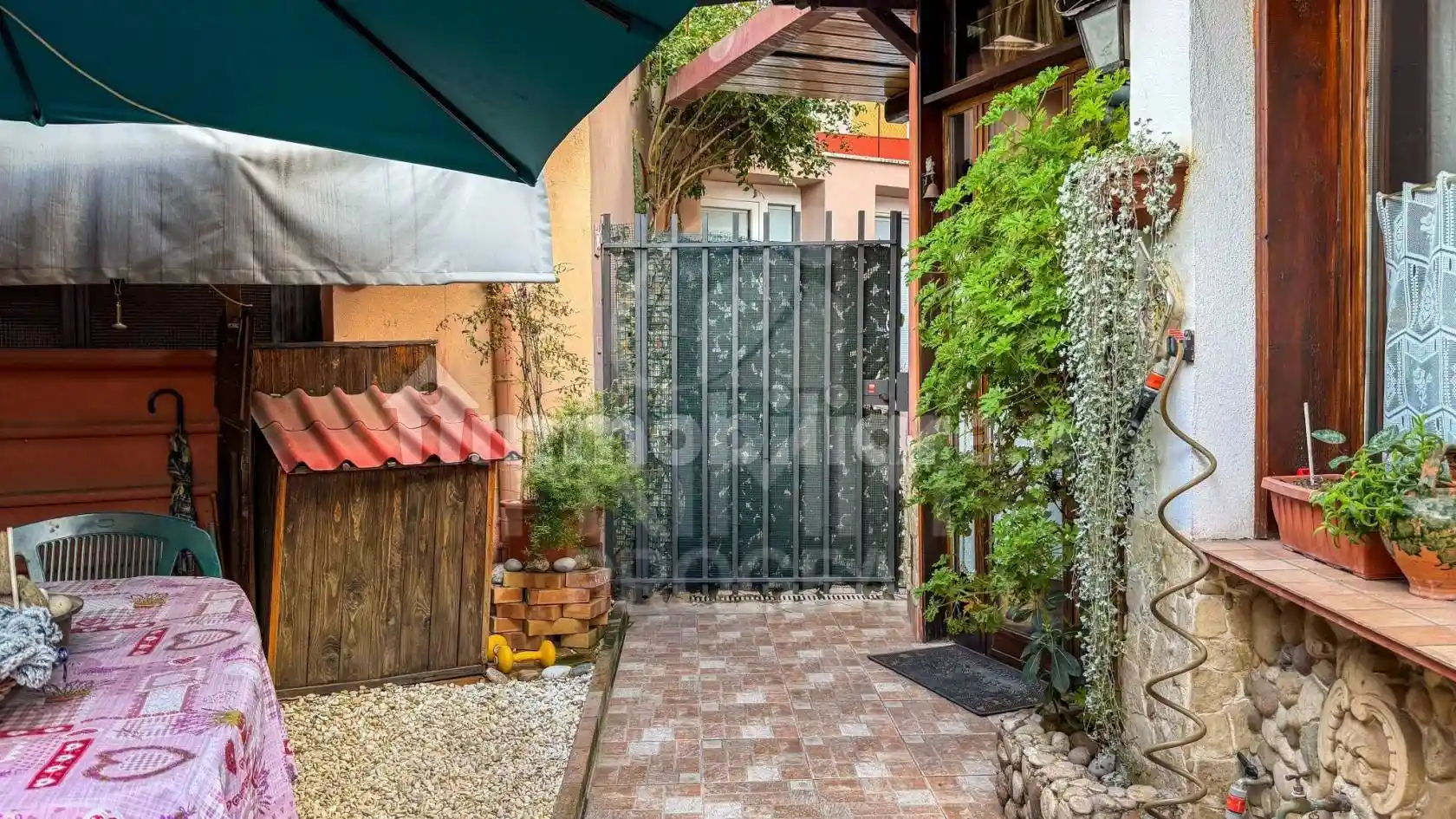 Casa indipendente in vendita a Roma