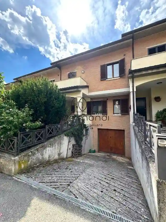 Villetta a schiera - foto 2