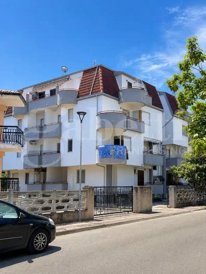 Appartamento in vendita a Pietrapaola