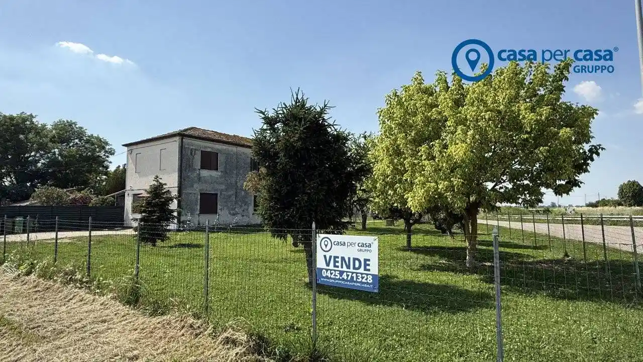 Villa in vendita a Crespino