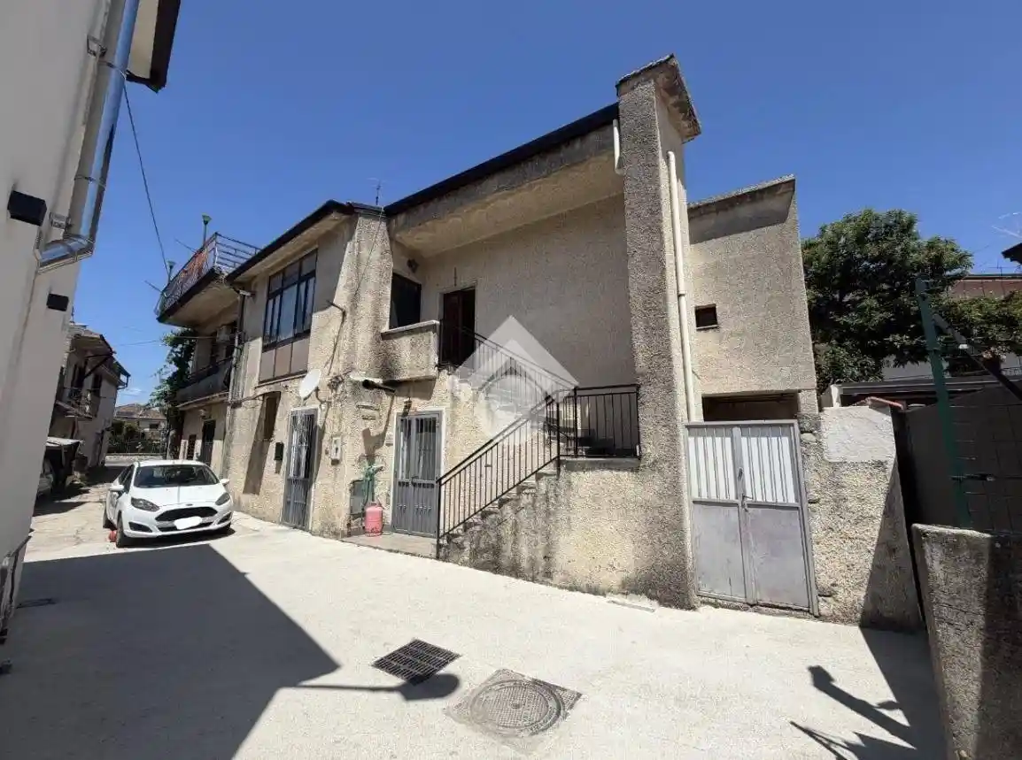 Casa indipendente in vendita a Cervinara