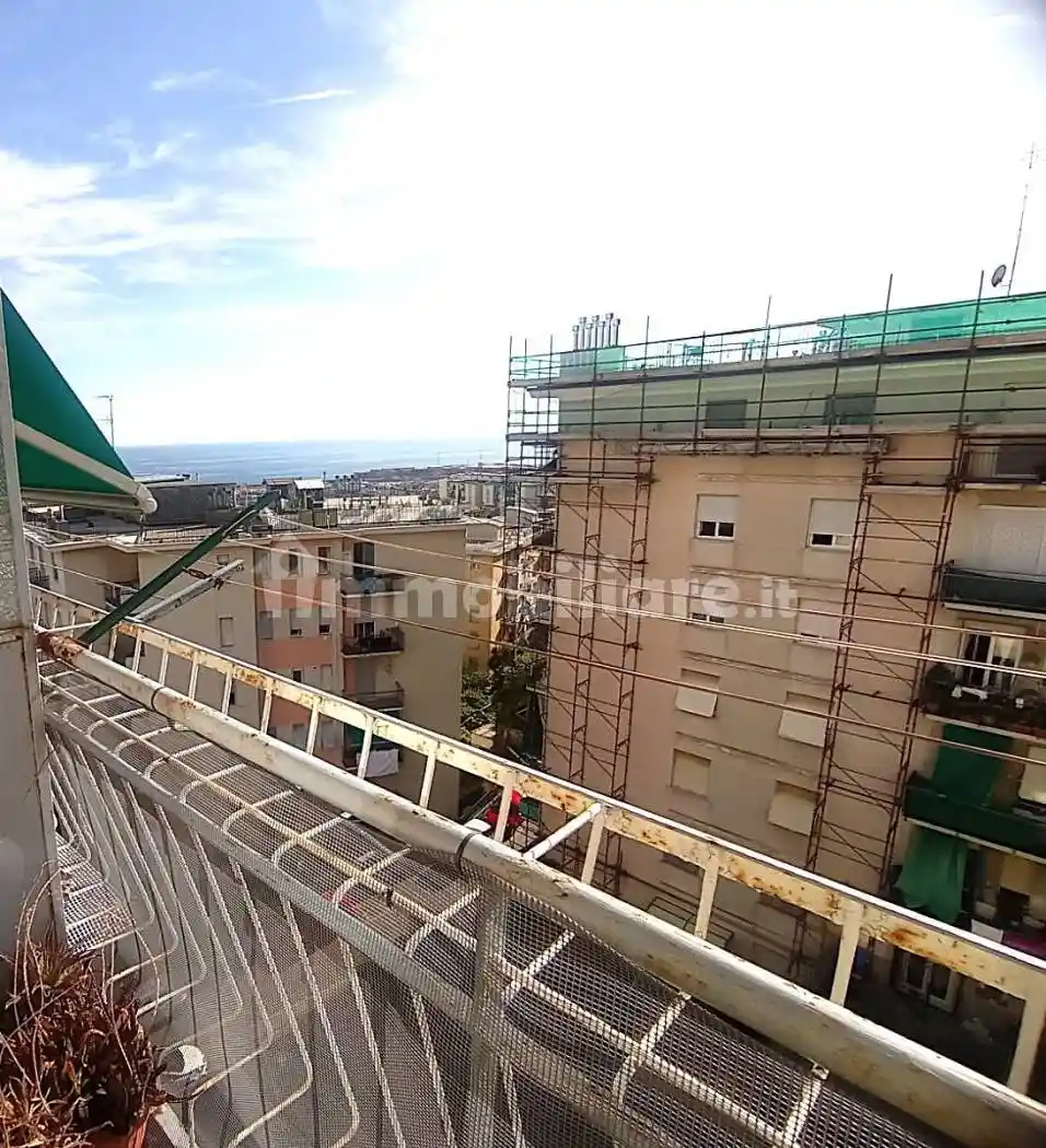 Appartamento in vendita a Genova
