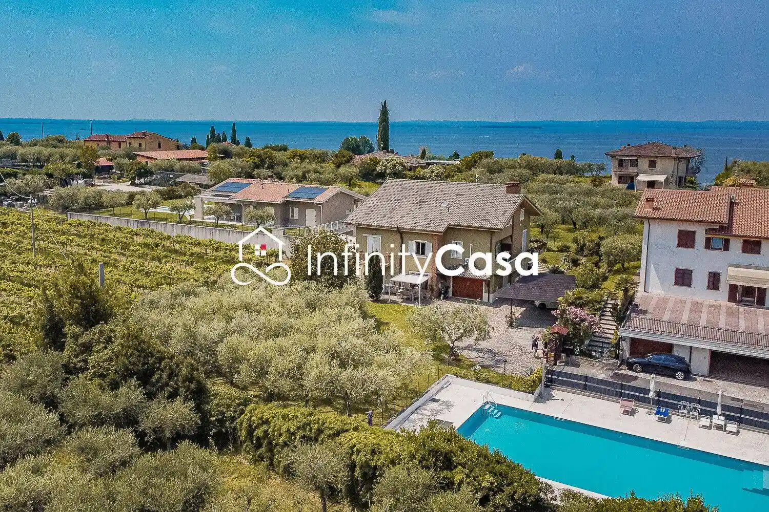 Villa in vendita a Bardolino