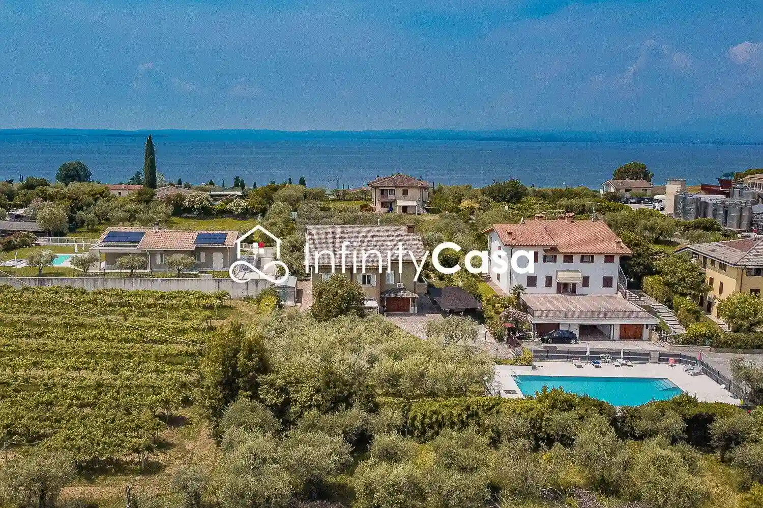 Villa - foto 2