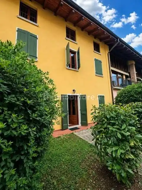 Villetta a schiera in affitto a Brescia