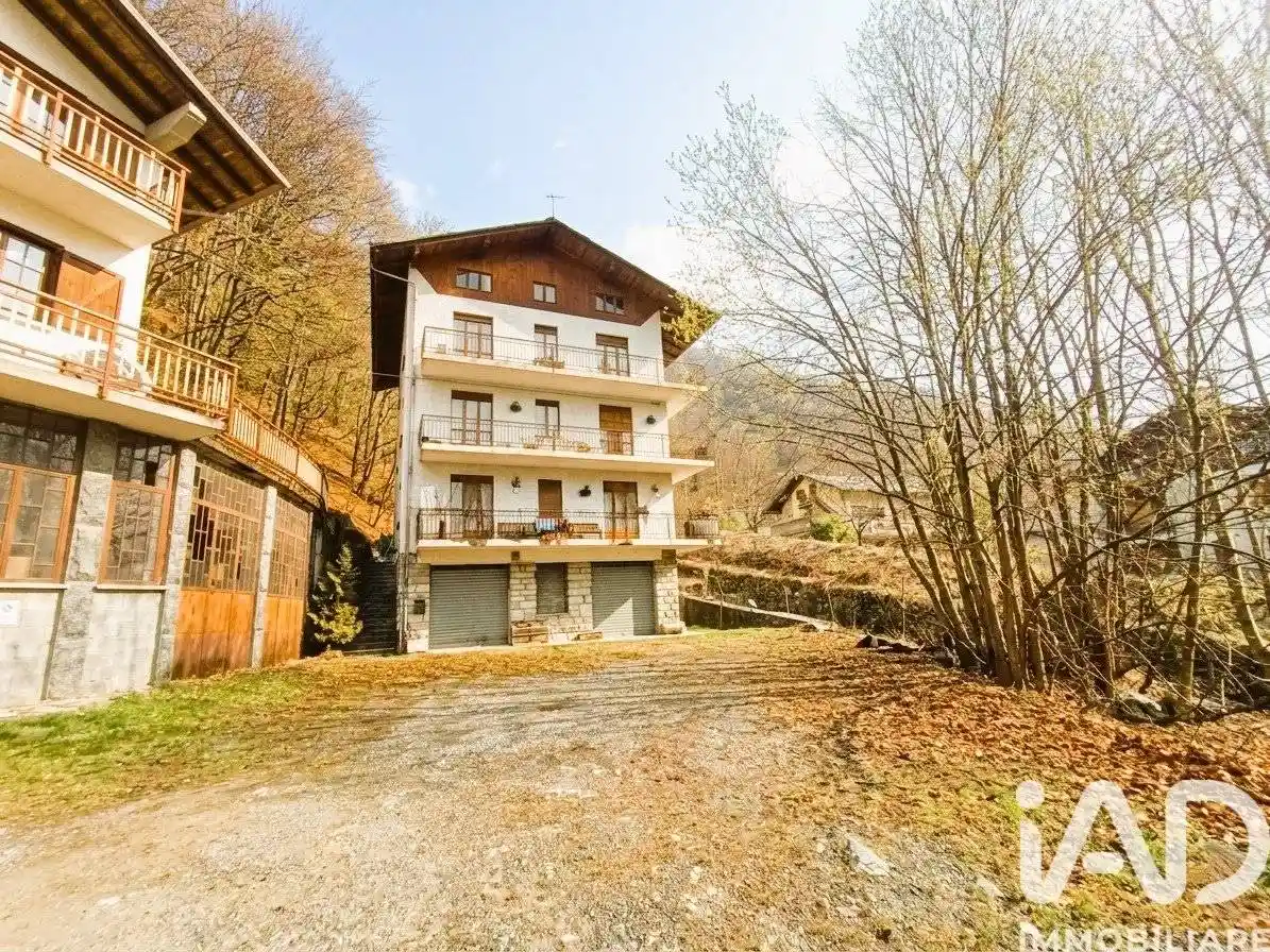 Casa indipendente in vendita a Ala di Stura