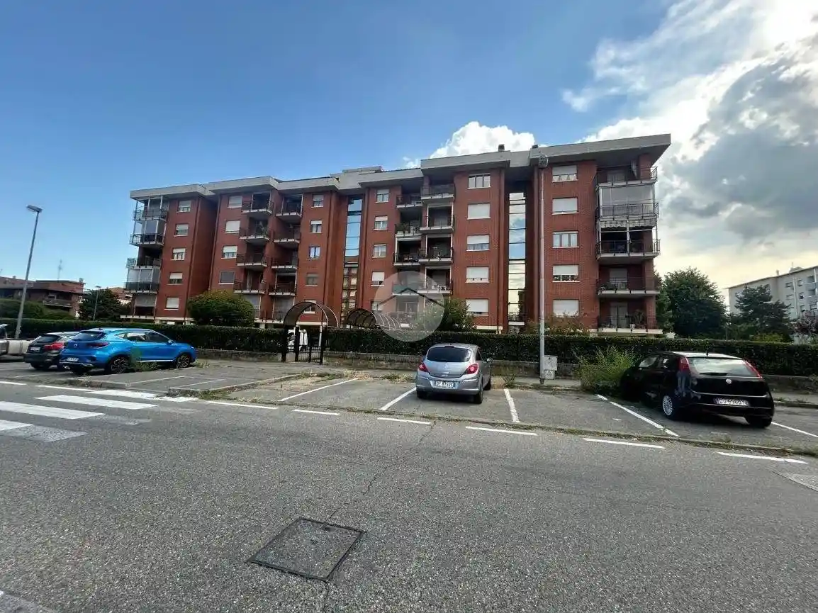 Appartamento in affitto a Grugliasco