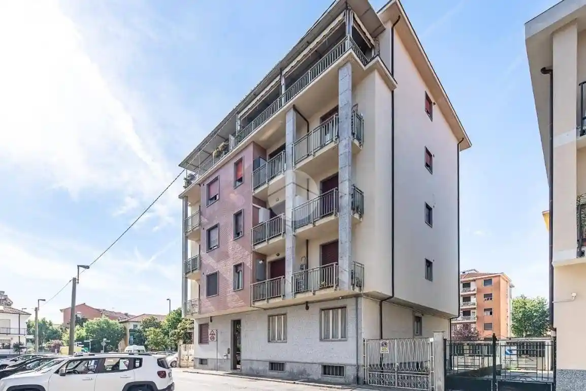 Appartamento in vendita a Grugliasco
