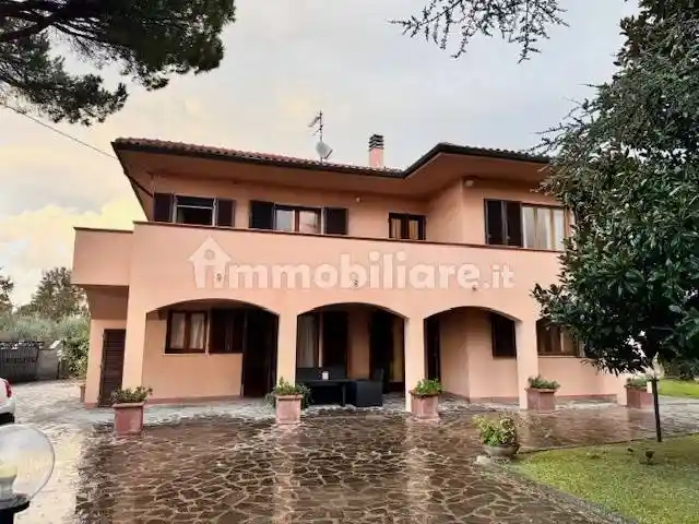 Villa in vendita a Crespina e Lorenzana