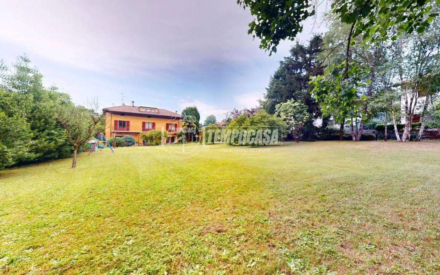 Villa in vendita a Albiolo