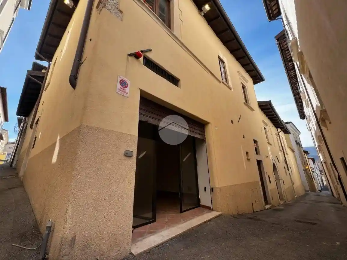 Appartamento in affitto a L'Aquila