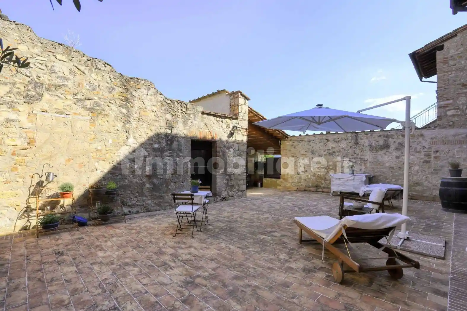 Rustico - Casale in vendita a Monteriggioni