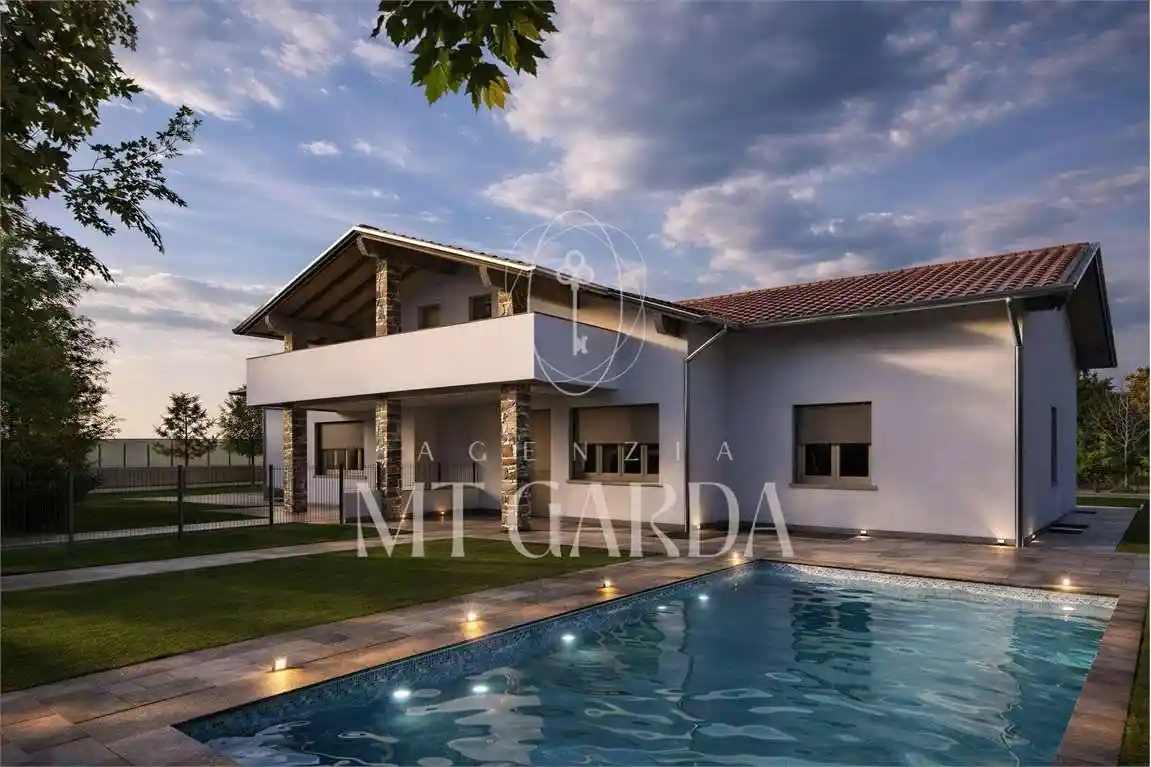 Villa in vendita a Soiano del Lago
