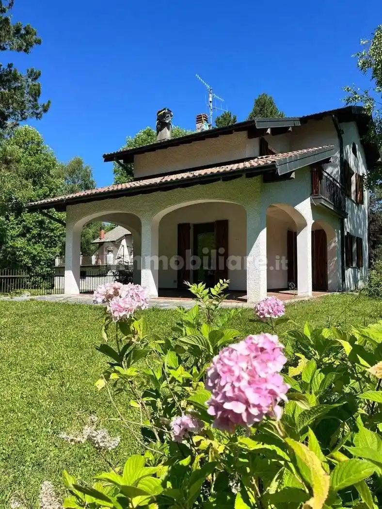 Villa in vendita a Alta Valle Intelvi