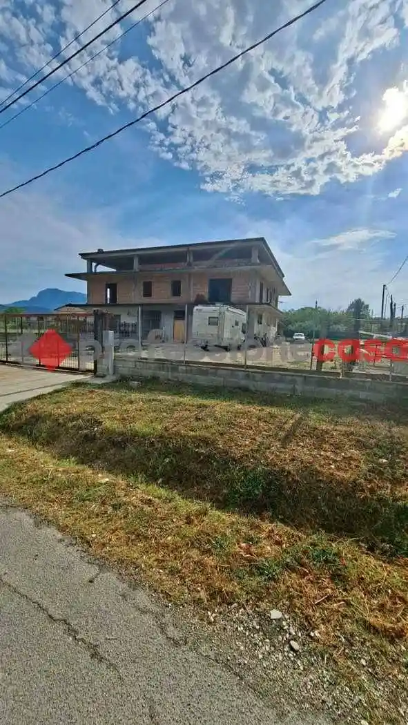 Villa in vendita a Pignataro Interamna