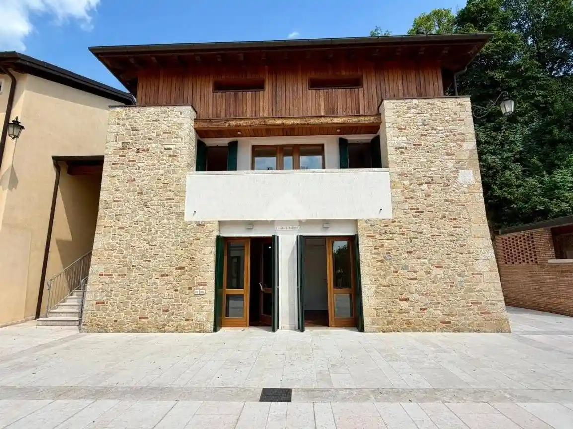 Appartamento in vendita a Asolo