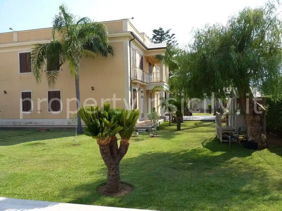 Villa - foto 2
