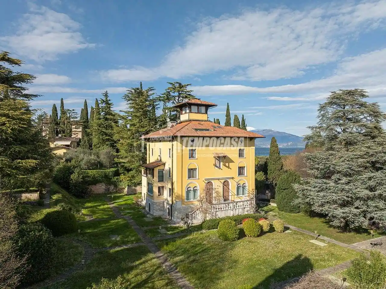 Appartamento in vendita a Sirmione