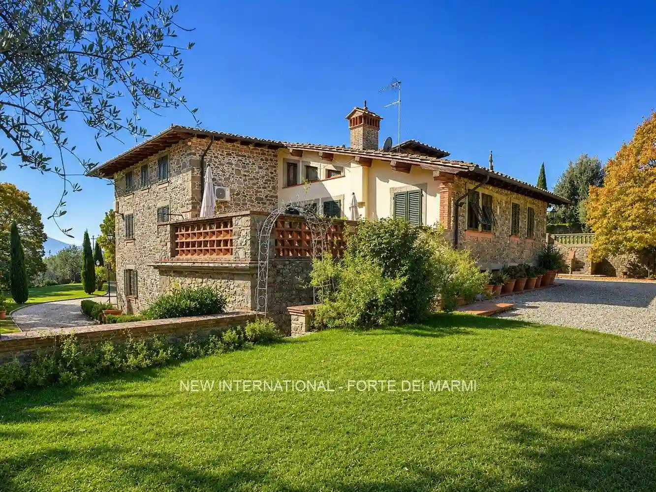 Villa - foto 2