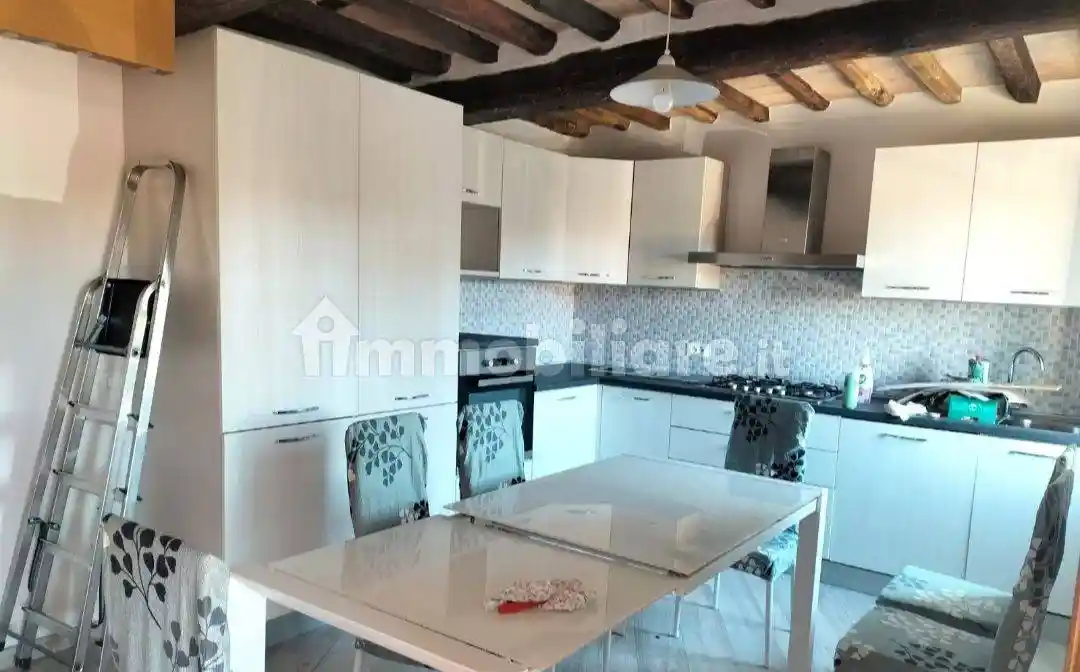 Appartamento in affitto a Massa