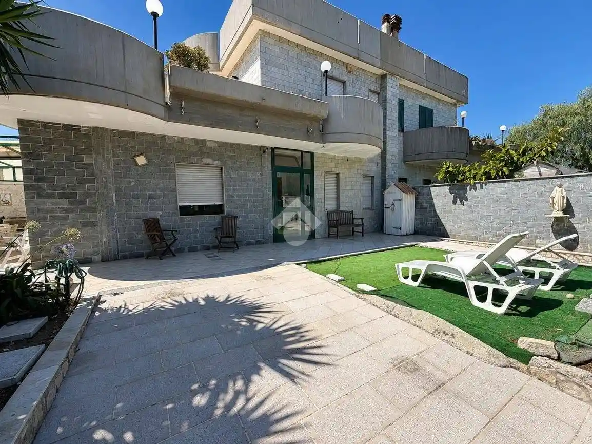 Villa in vendita a Bari
