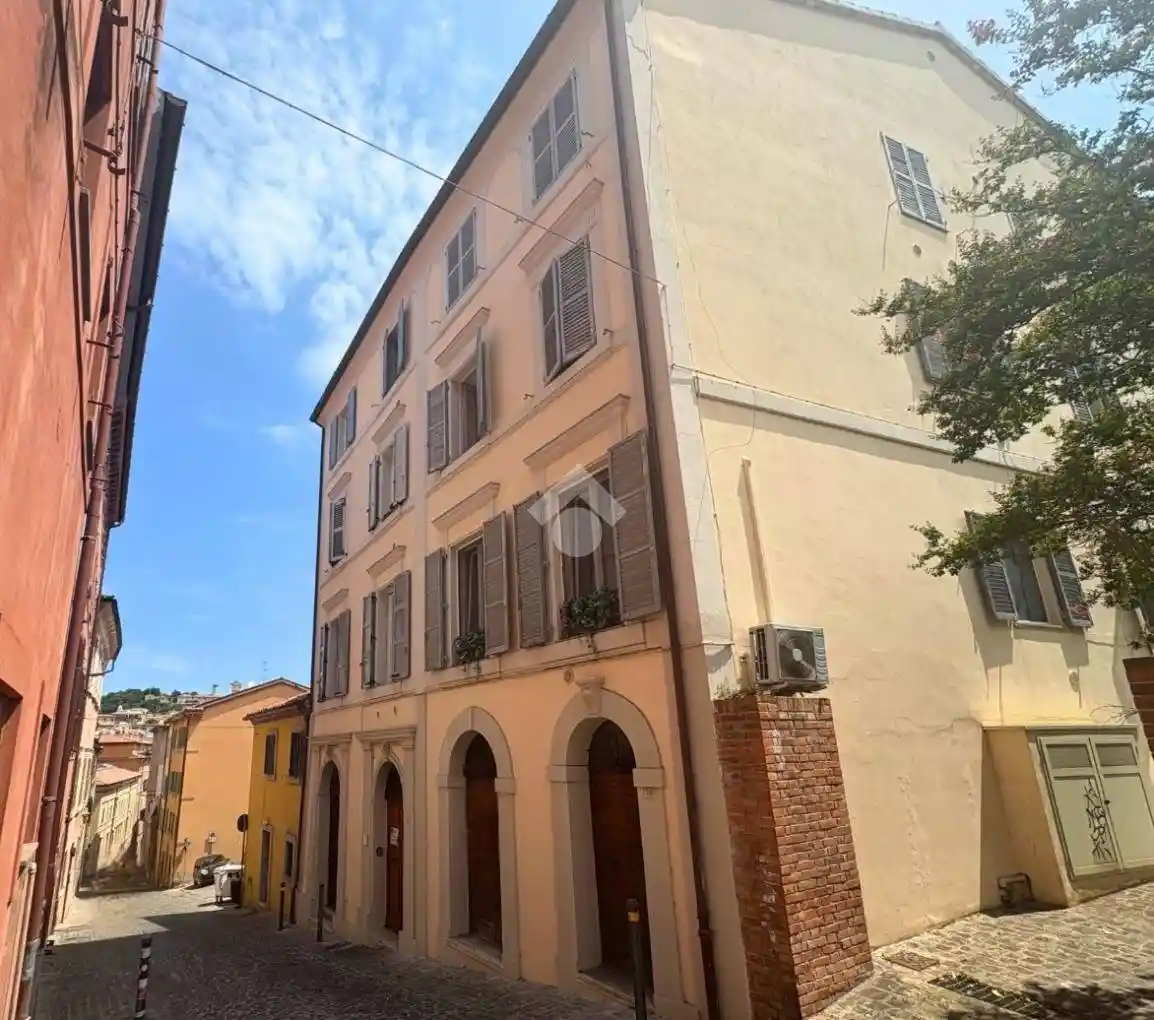 Appartamento in vendita a Ancona