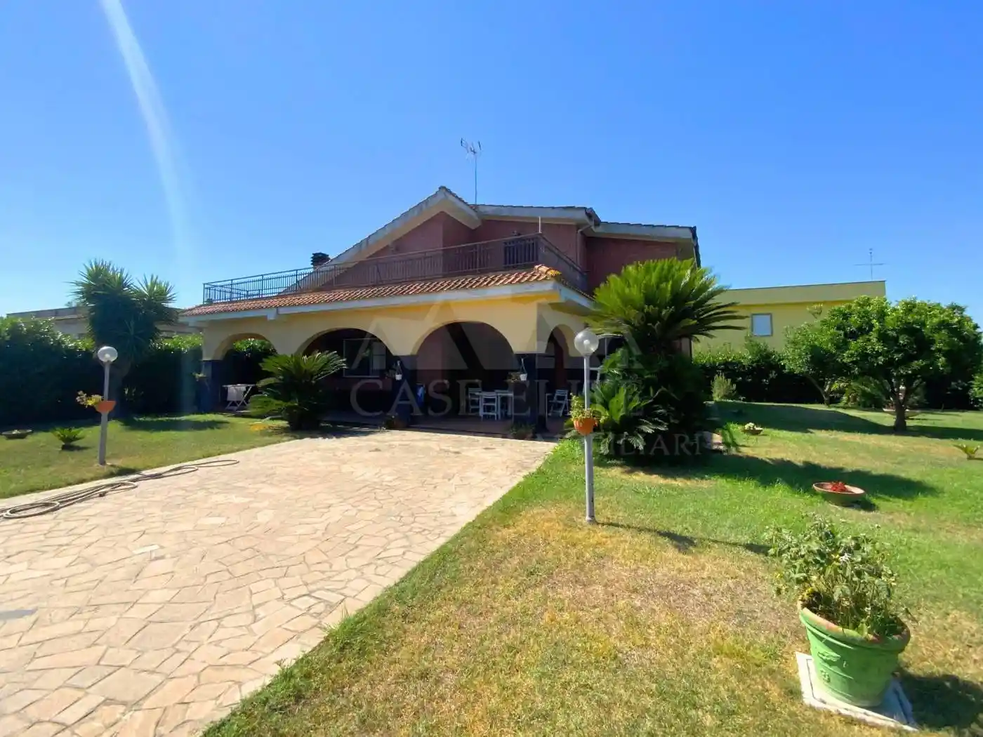 Villa in vendita a Aprilia