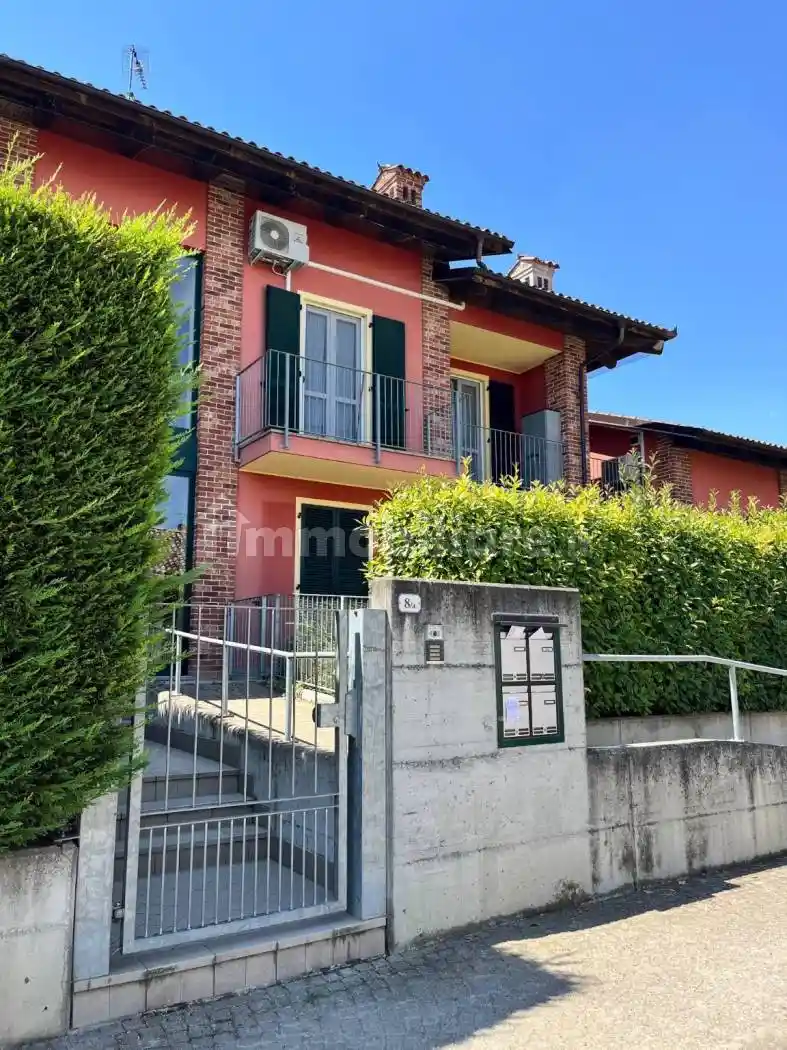 Appartamento in vendita a Magliano Alfieri