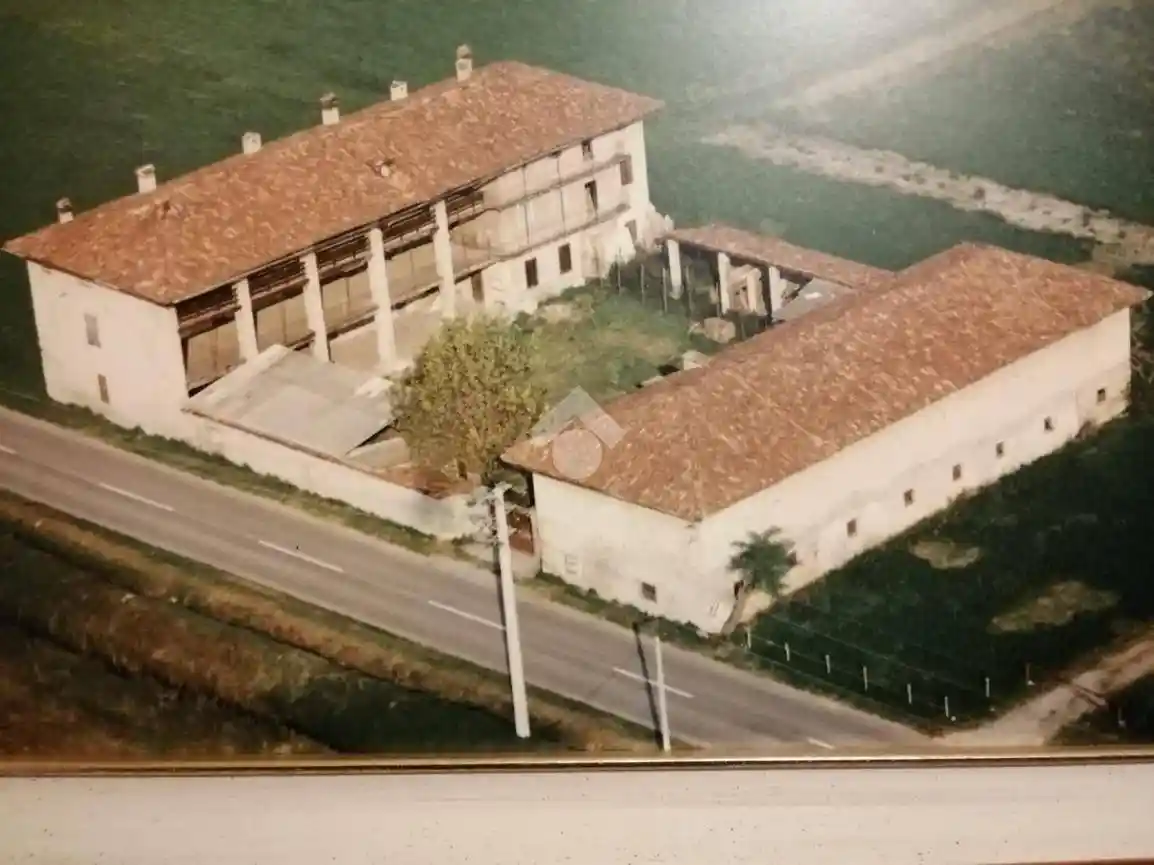 Rustico - Casale in vendita a Stezzano