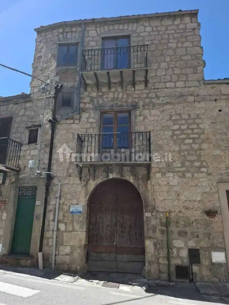 Casa indipendente in vendita a Petralia Sottana