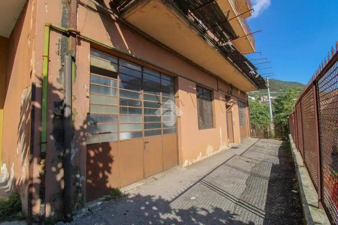 Palazzo - Edificio in vendita a Lumezzane