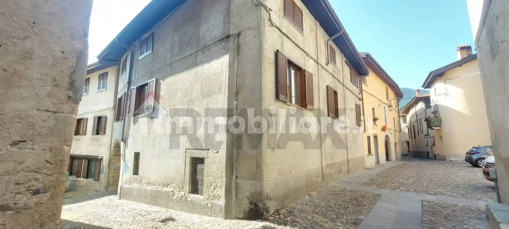 Appartamento in vendita a Castello Cabiaglio