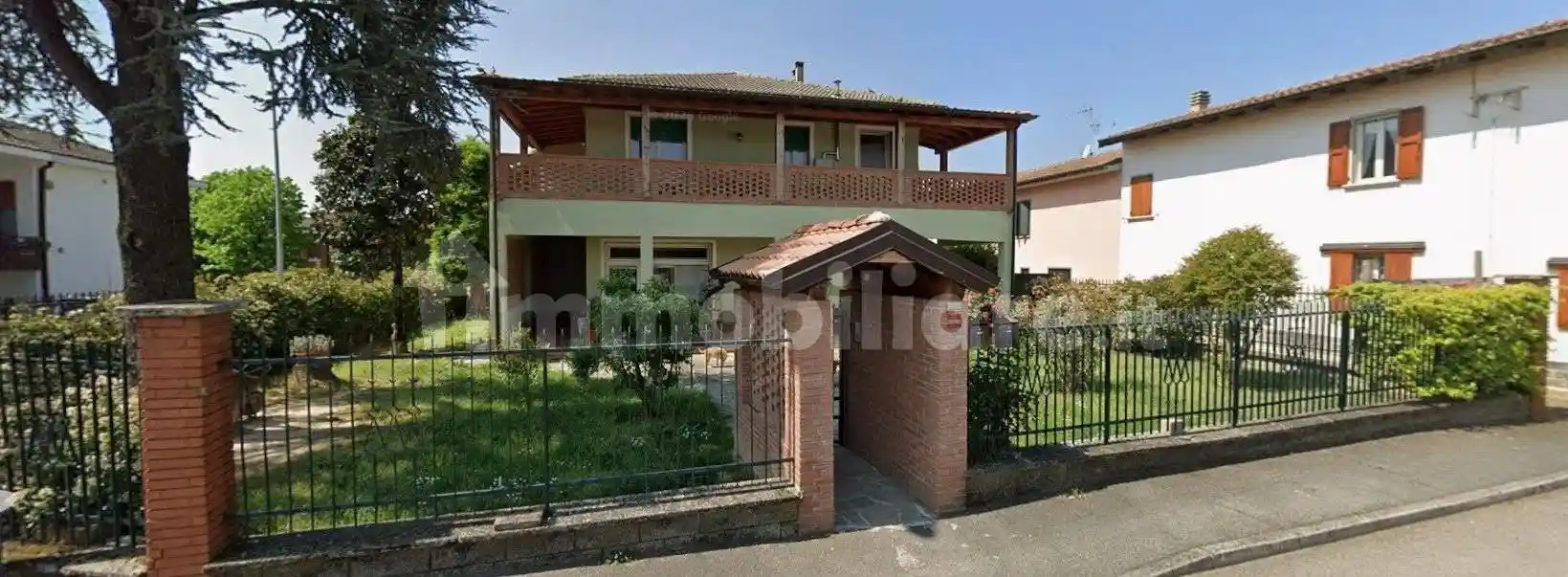 Villa in vendita a Livraga