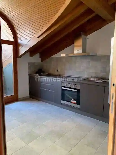 Appartamento in affitto a Varese