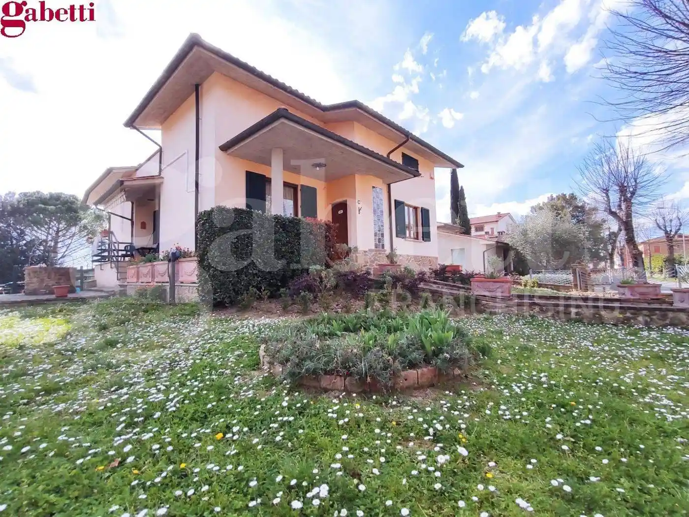 Villa in vendita a Asciano