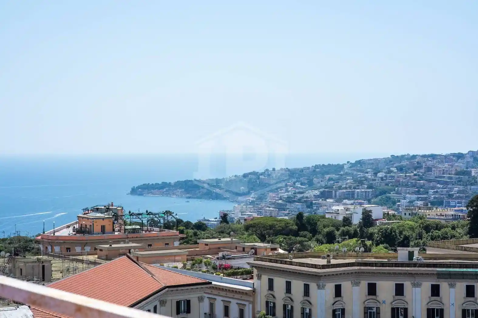 Appartamento in vendita a Napoli