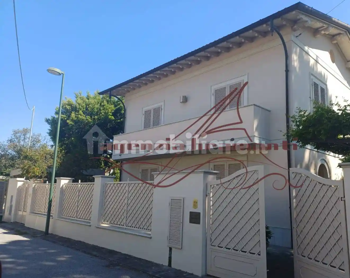 Villa in vendita a Forte dei Marmi