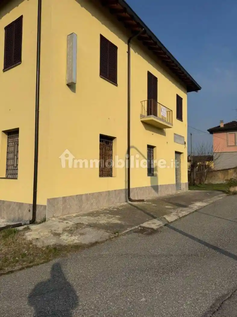 Casa indipendente in vendita a Cassano d'Adda