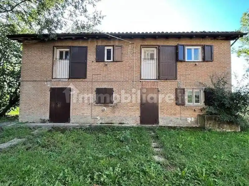 Rustico - Casale in vendita a Castelnuovo Rangone