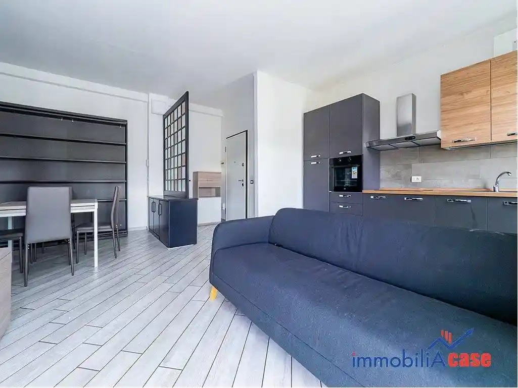 Appartamento in vendita a Limbiate