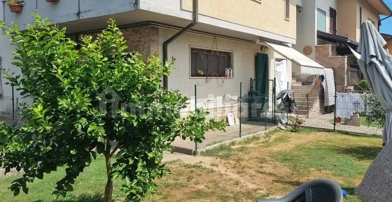 Appartamento in vendita a Tresana
