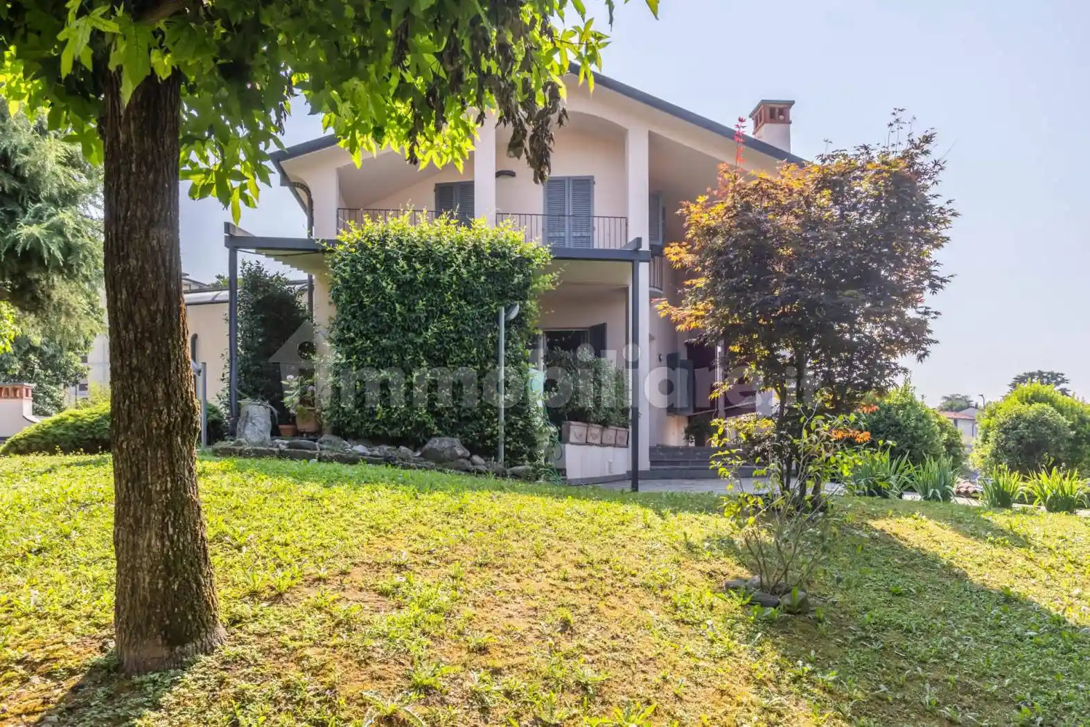 Appartamento in vendita a Verano Brianza