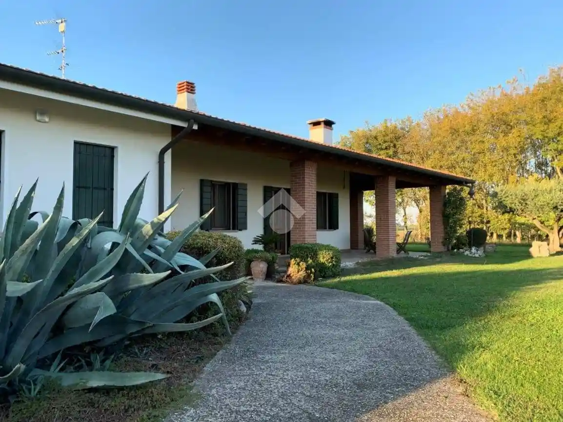 Villa in vendita a Stanghella