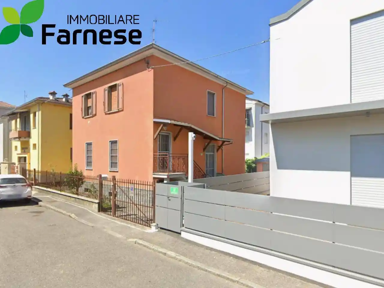 Villa in vendita a Piacenza