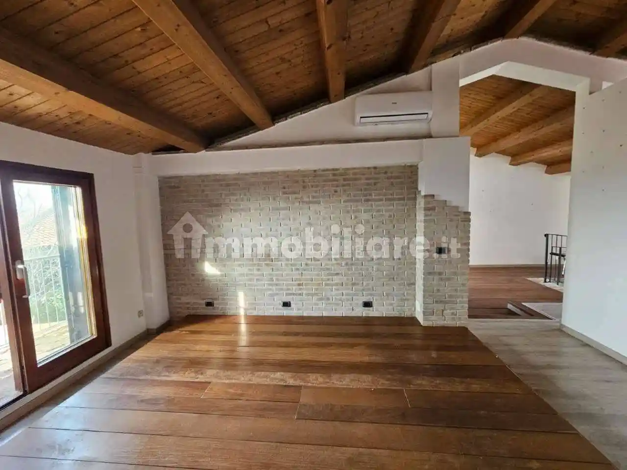 Casa indipendente in vendita a Agugliano