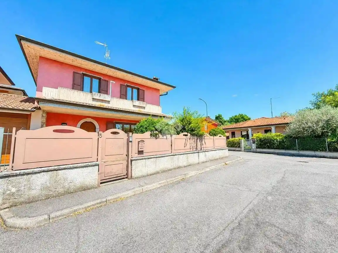 Villa in vendita a Coccaglio