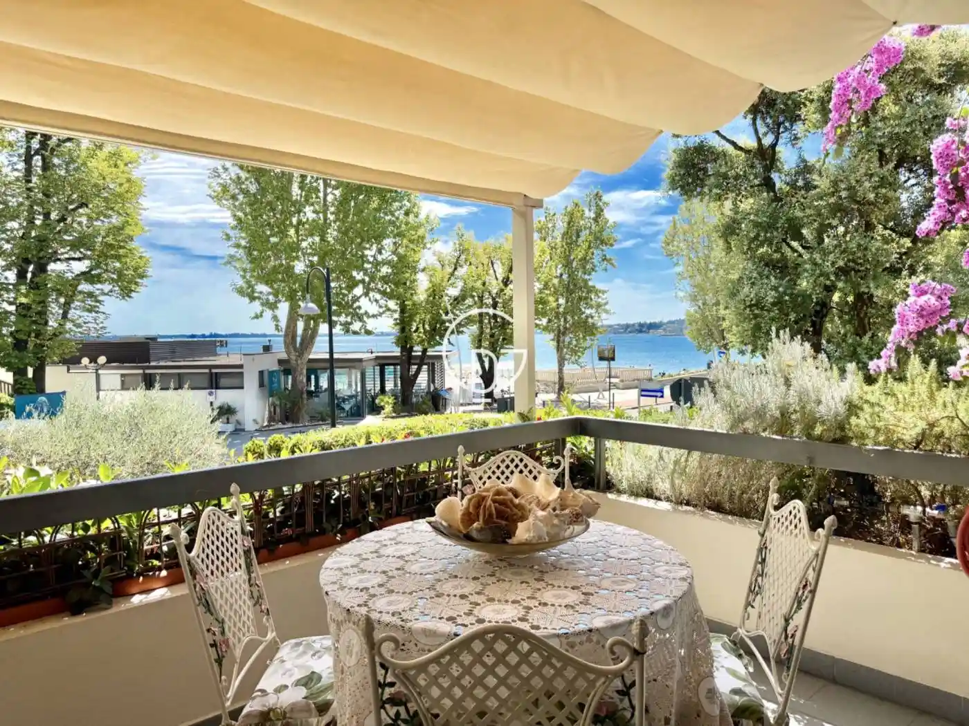 Villa in vendita a Desenzano del Garda